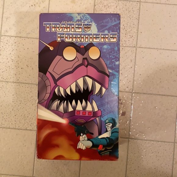 The original Transformers on VHS - Picture 2 of 4